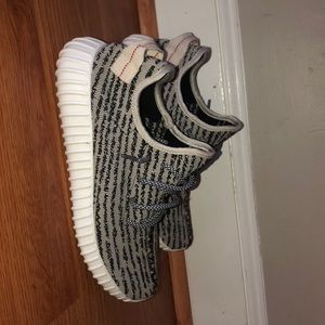 Tutle dove yeezy